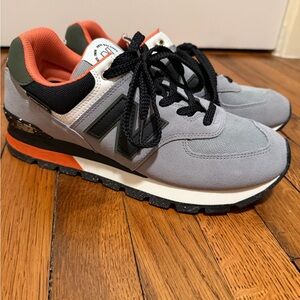 New Balance Men's Black and Orange Sneakers